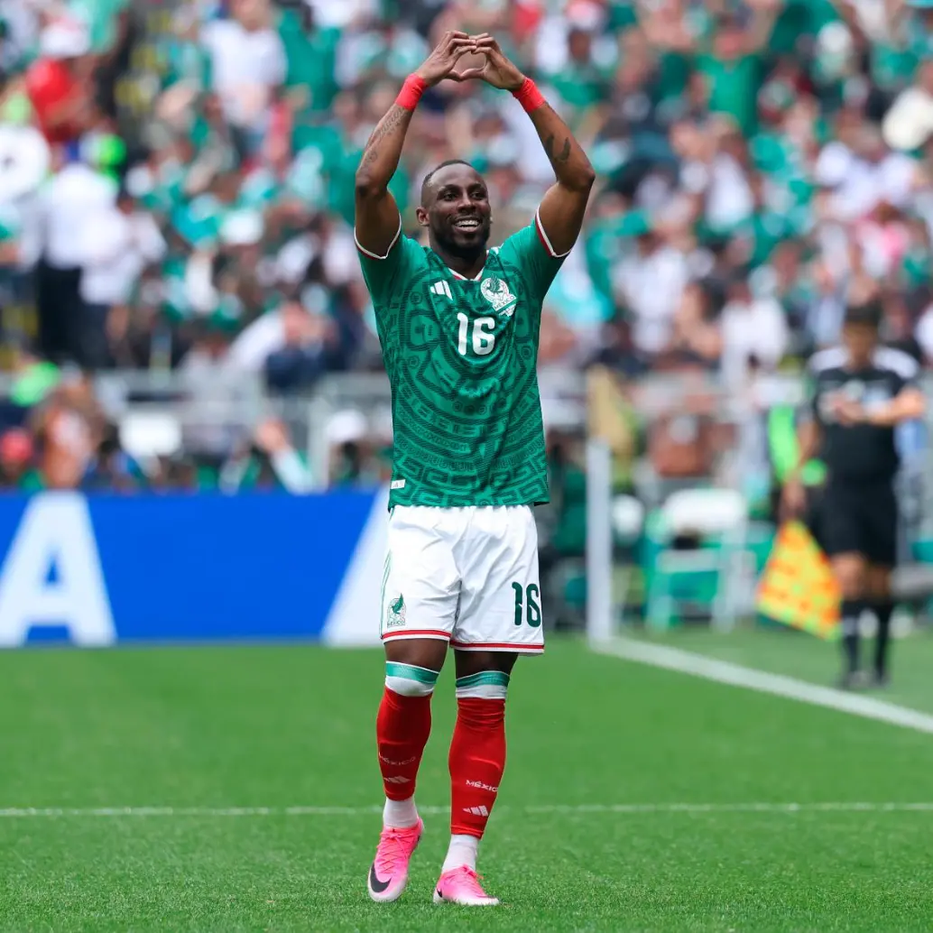 El futbolista colombo-mexicano Julián Quiñones ha sido una de las figuras de México en el Mundial de Norteamérica. Foto: Getty