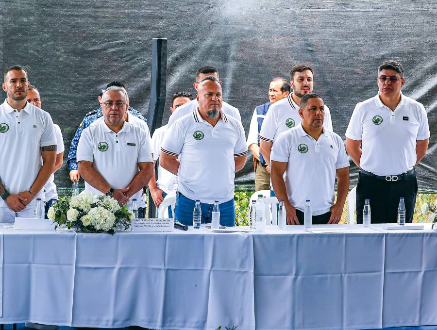 A los 23 máximos voceros de la mesa de la paz urbana se les levantaron las órdenes de captura, pero son pocas las claridades de lo que significaría este beneficio para los ya condenados. <b><span class="mln_uppercase_mln"> </span></b>FOTO<b><span class="mln_uppercase_mln"> MANUEL SALDARRIAGA</span></b>