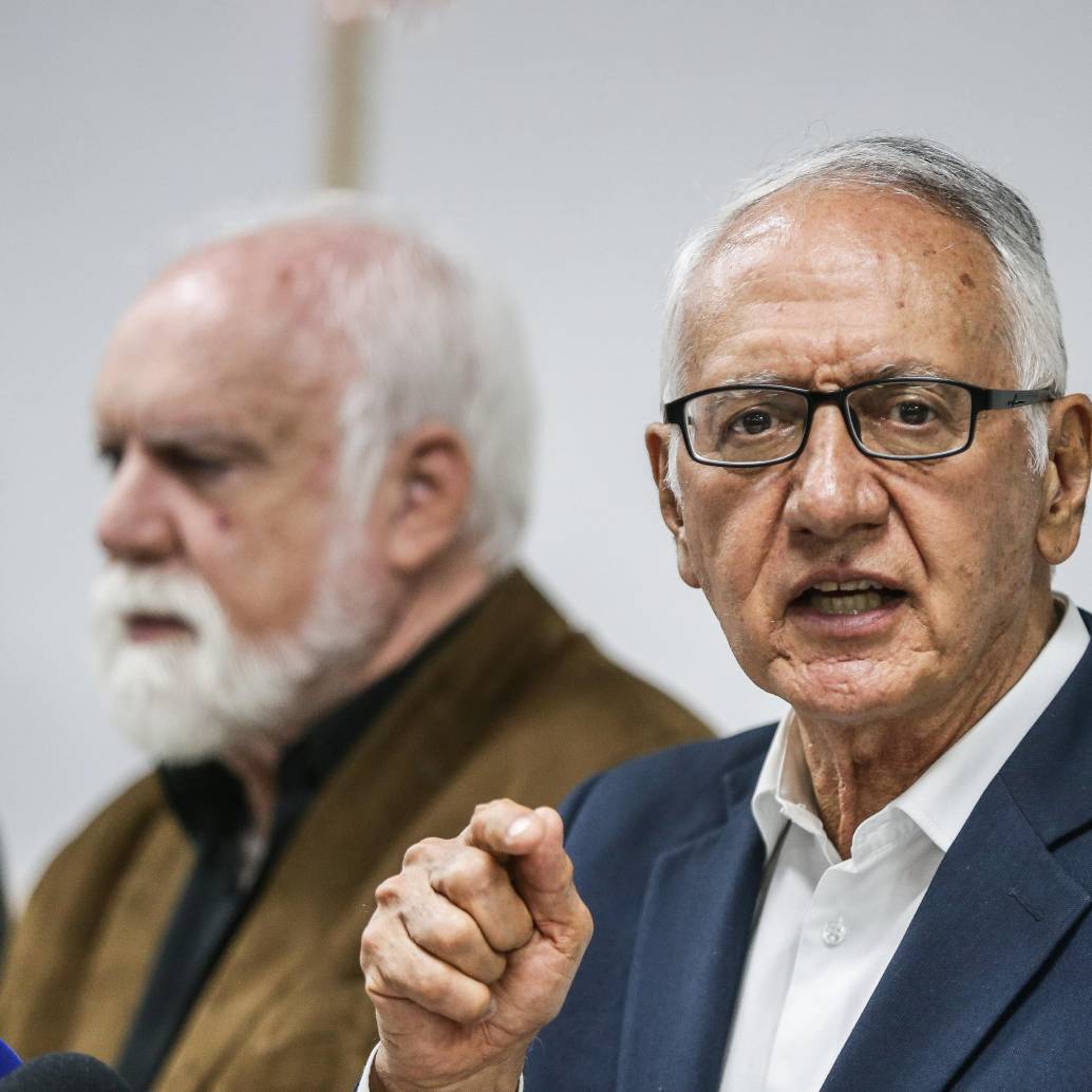 El ministro de Salud es uno de los llamados a juicio disciplinario para responder por las presuntas irregularidades que se han presentado en el sistema de atención a maestros que rige desde mayo de 2024. Foto: Colprensa - John Paz