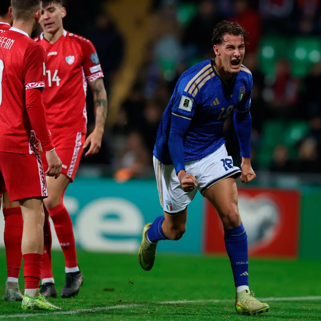El delantero Francesco Pio Esposito anotó el gol definitivo de la victoria del elenco italiano ante Moldavia. Foto: 
