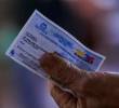 Los votantes tienen hasta un mes para reclamar la media jornada de descanso remunerado ante sus empleadores. CAMILO SUÁREZ