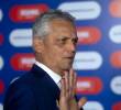Reinaldo Rueda pidió perdón a la afición de Honduras. A sus 68 años de edad puso en duda su continuidad como técnico. FOTO AFP