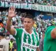 James Rodríguez durante su presentación a los hinchas verdolagas. FOTO CAMILO SUÁREZ