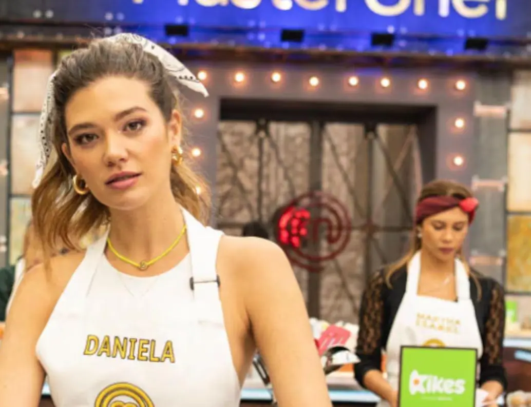 La finalista de MasterChef Celebrity 2023 compartió una imagen desde una clínica, donde permanece estable y bajo observación. FOTO Instagram @danielatapiaoficial