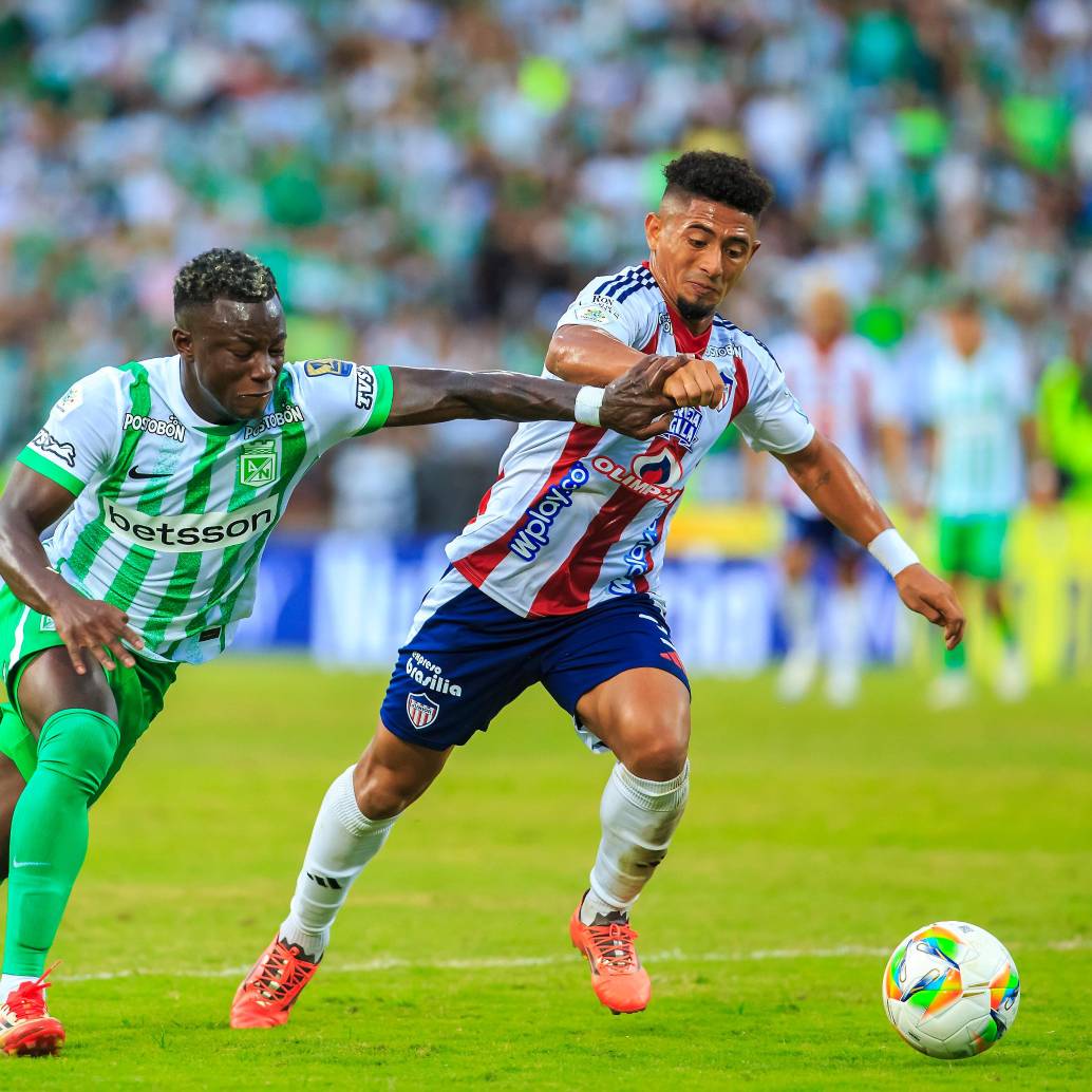 Marino Hinestroza, durante el partido que perdieron ante Junior en el Atanasio. FOTO CAMILO SUÁREZ