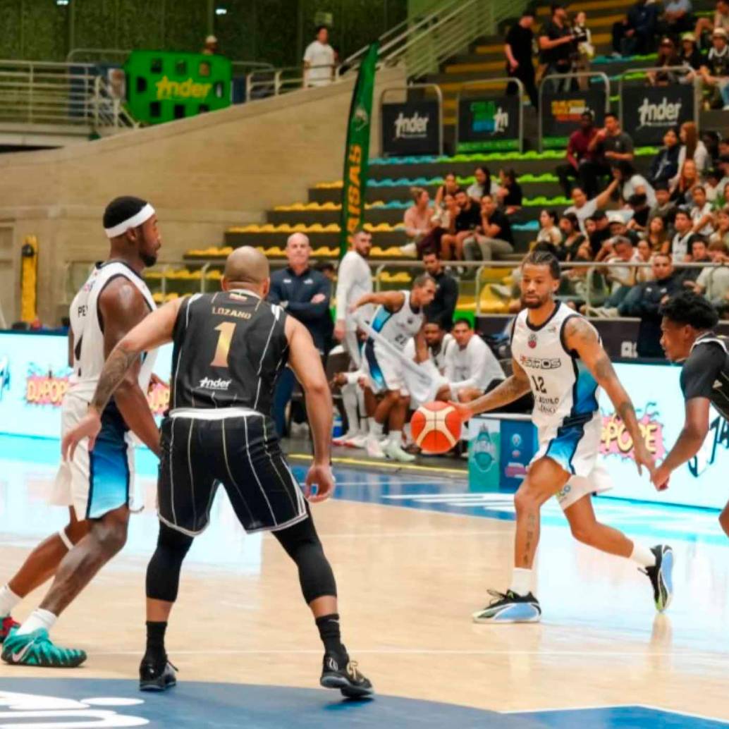 Paisas cortó su racha de victorias en el Iván de Bedout y cayó ante Astros de México, por la BCL, ahora viaja a Villavicencio para los duelos de lunes y martes. FOTO CORTESIA BCL