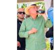 El expresidente Álvaro Uribe durante un evento de campaña en Maicao, La Guajira. FOTO SUMINISTRADA