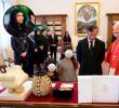 Imagen del presidente Gustavo Petro durante su reunión con el Papa León XIV en el Vaticano. FOTO CORTESÍA