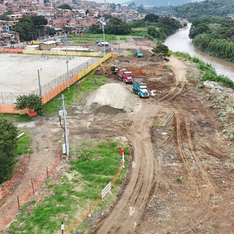 Aspecto de los trabajos en el parque Primavera Norte (antes Parques del Río Norte), que se espera estén listos en 2027. FOTO: Cortesía Alcaldía de Medellín