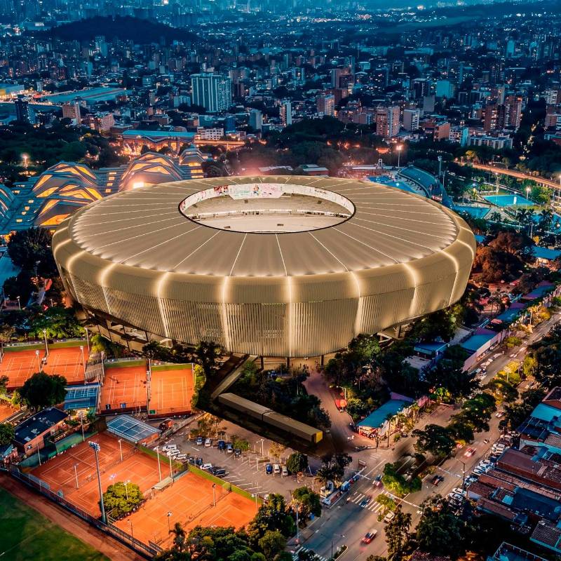 El alcalde Federico Gutiérrez presentó la alianza con La Liga para asesorar toda la modernización del estadio Atanasio Girardot. FOTO: CORTESÍA ALCALDÍA DE MEDELLÍN