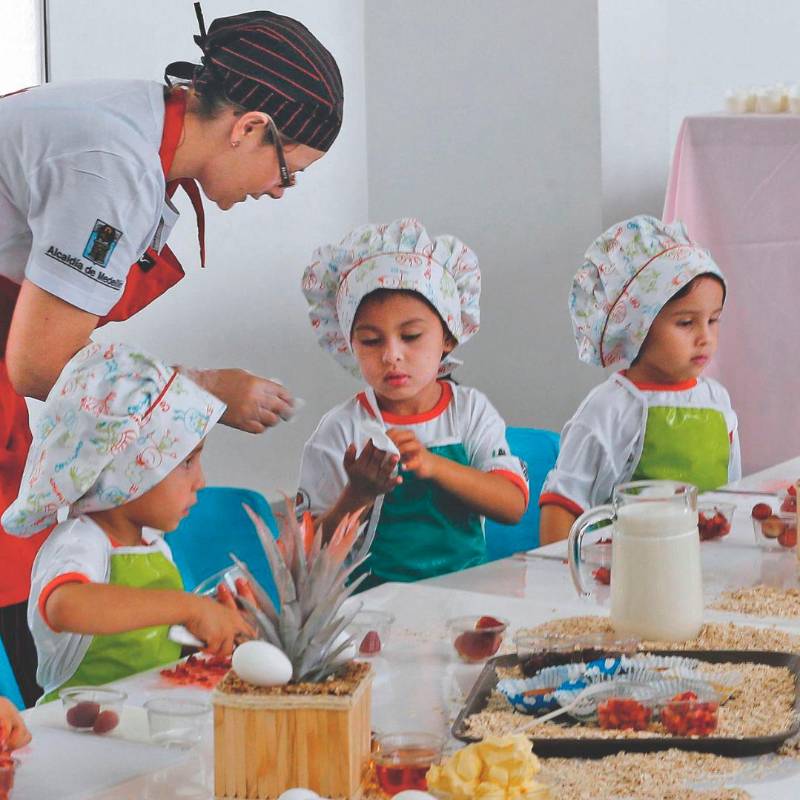 Jardín Infantil Buen Comienzo, corregimiento San Cristobal, sector La Aurora. Estas iniciativas garantizan nutrición, amor y estimulación a los bebés más vulnerables desde los cero años. Foto: Jaime Pérez.