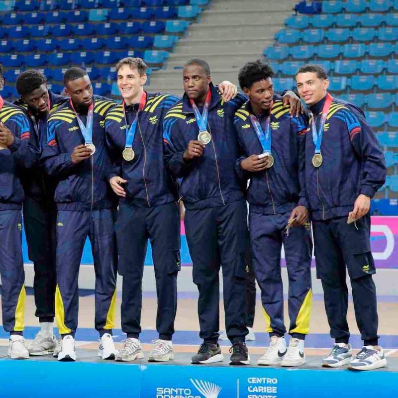 Esta es la Selección Colombia campeona del voleibol masculino de los Juegos Centroamericanos en República Dominicana. FOTO CORTESÍA COC