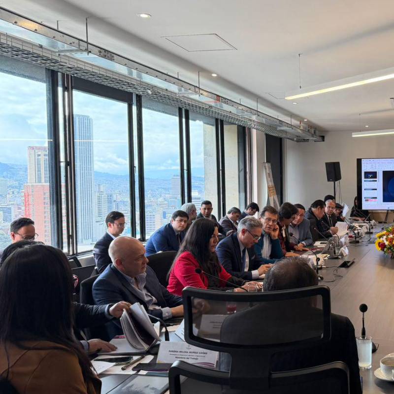 En Colombia cursa por estas semanas la concertación del salario mínimo para el 2026, y en el primer plazo fijado el pasado 15 dediciembre no hubo acuerdo ni consenso entre empresarios y sindicatos. FOTO: MinTrabajo.