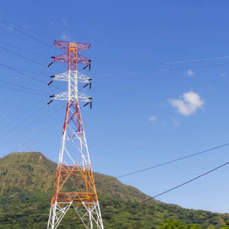 La resolución establece una hoja de ruta para que las entidades del sector identifiquen vulnerabilidades, incorporen obras prioritarias en los planes de expansión y desarrollen infraestructura con mayor capacidad de respuesta. Foto: Cortesía