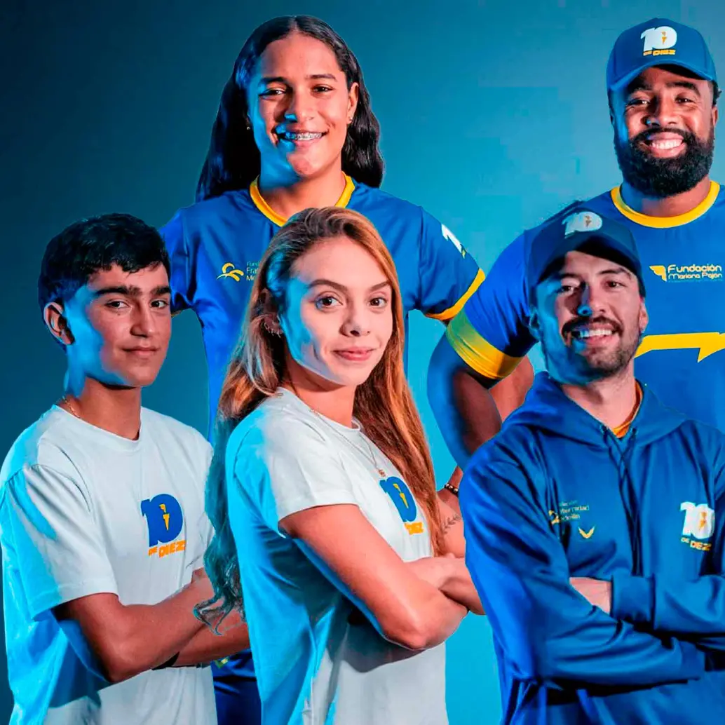 Stefany Cuadrado (ciclismo de pista), Mauricio Ortega (Atletismo), Emanuel Otálvaro (tenis de mesa), Carolina Velásquez (triatlón), Mateo Carmona (bicicrós) y Déiner Guaitoto, os deportistas que pertenecen en este momento al Equipo 10 de 10 creado por la Fundación Fraternidad Medellín. FOTOS CORTESÍA