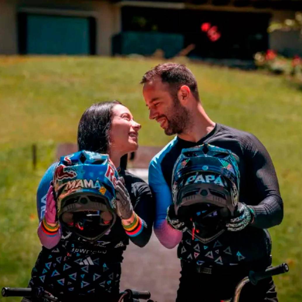 En la noche de este viernes, Mariana Pajón y su esposo, Vincent Pelluard, celebraron la llegada de su primogénito. FOTO: Cortesía.