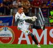 El arquero Aldair Quintana fue elegido como el jugador más valioso del Bucaramanga en el duelo ante Fortaleza en Brasil, por la quinta fecha del Grupo E de la Copa Libertadores. FOTO: Tomada de X @Atlético Bucaramanga
