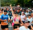 Ni la lluvia ni el frío impidieron que 27 mil personas salieran a correr por las calles de Medellín en distancias de 5, 10, 21 y 42 km. La fiesta deportiva fue un éxito, sin ningún incidente grave que lamentar. FOTO Camilo Suárez