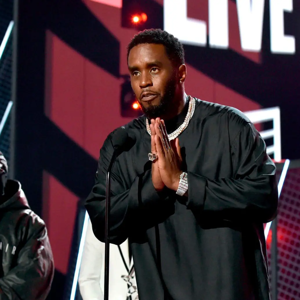 A Sean “Diddy” Combs también se le ha vinculado con el caso de asesinato del rapero 2pac. Foto Getty. 
