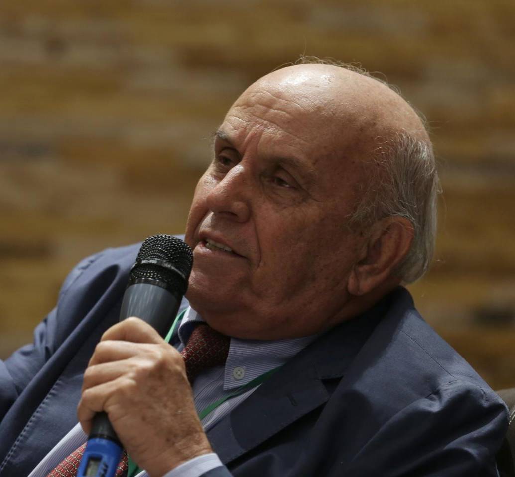 Bogotá, 22 de agosto de 2017. En la sede de la Procuraduría general, se dio la audiencia "La violencia en el fútbol no aguanta" para discutir el tema de la violencia en el fútbol nacional. En la foto: Norman Maurice Armitage, alcalde de Cali. (Colprensa - Sofía Toscano)