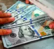 El dólar en Colombia abrió a la baja este 13 de mayo. FOTO: Getty