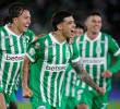 Elías Cabrera es la principal revelación de Nacional entre los refuerzos que llegaron al club este semestre. Acá celebra con Ian Poveda, otro de los refuerzos del Verde. FOTO COLPRENSA