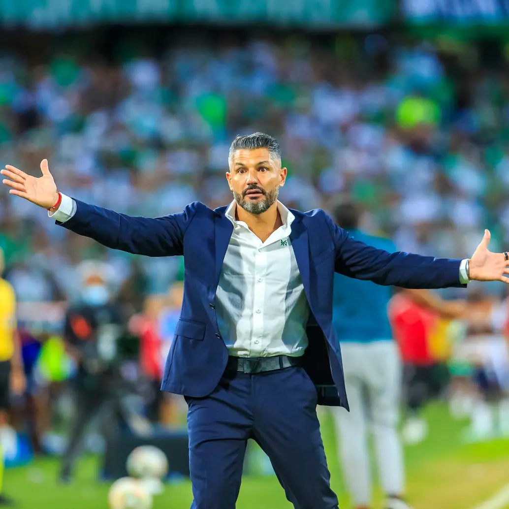 Javier Gandolfi, de 44 años, dirigió 50 partidos con Nacional: logró 22 victorias, 16 empates y 12 derrotas. Foto: Andrés Camilo Suárez Echeverry.
