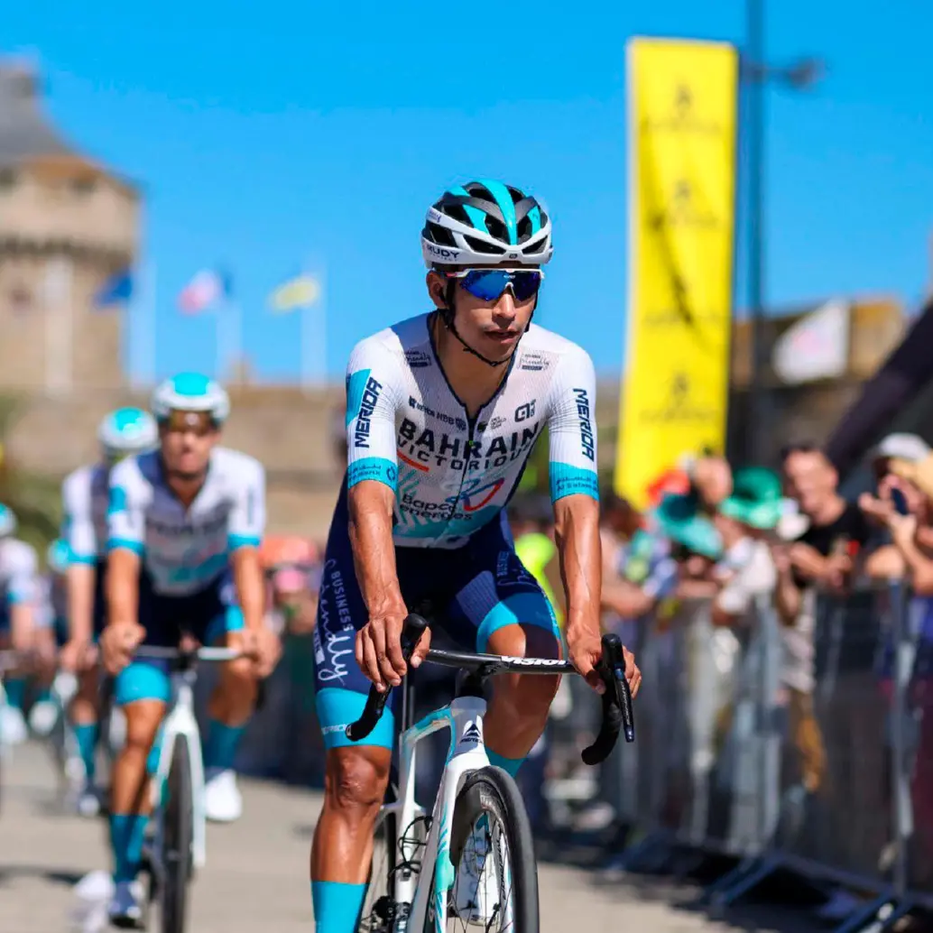 Buitrago, de 26 años, vuelve al Giro tras disputarlo en 2023, en el que fue 13°. FOTO X-Bahrain Victorious 