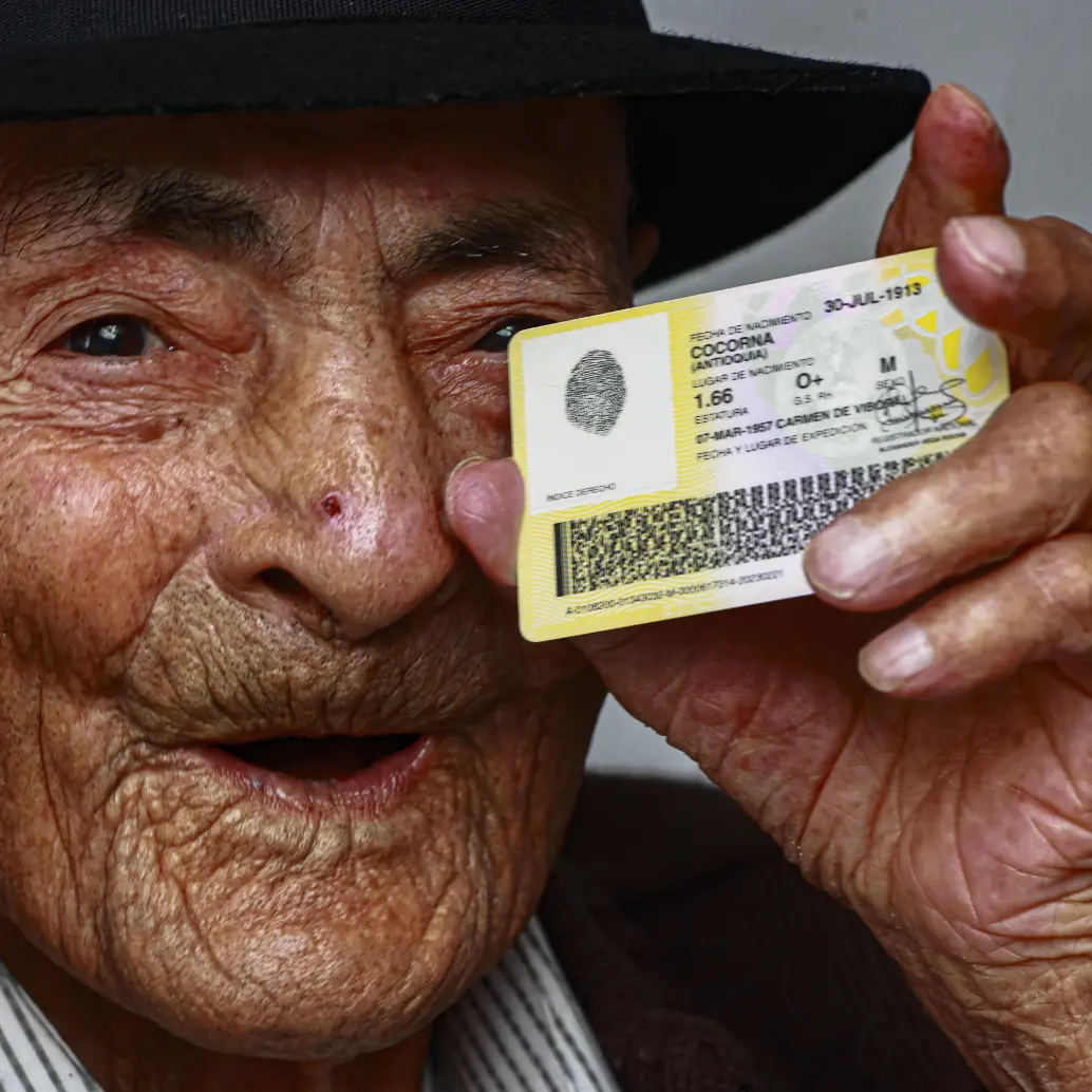 Don Julio Saldarriaga Hernández, quien era el hombre más longevo del país (Q.E.P.D). Foto: Manuel Saldarriaga Quintero.