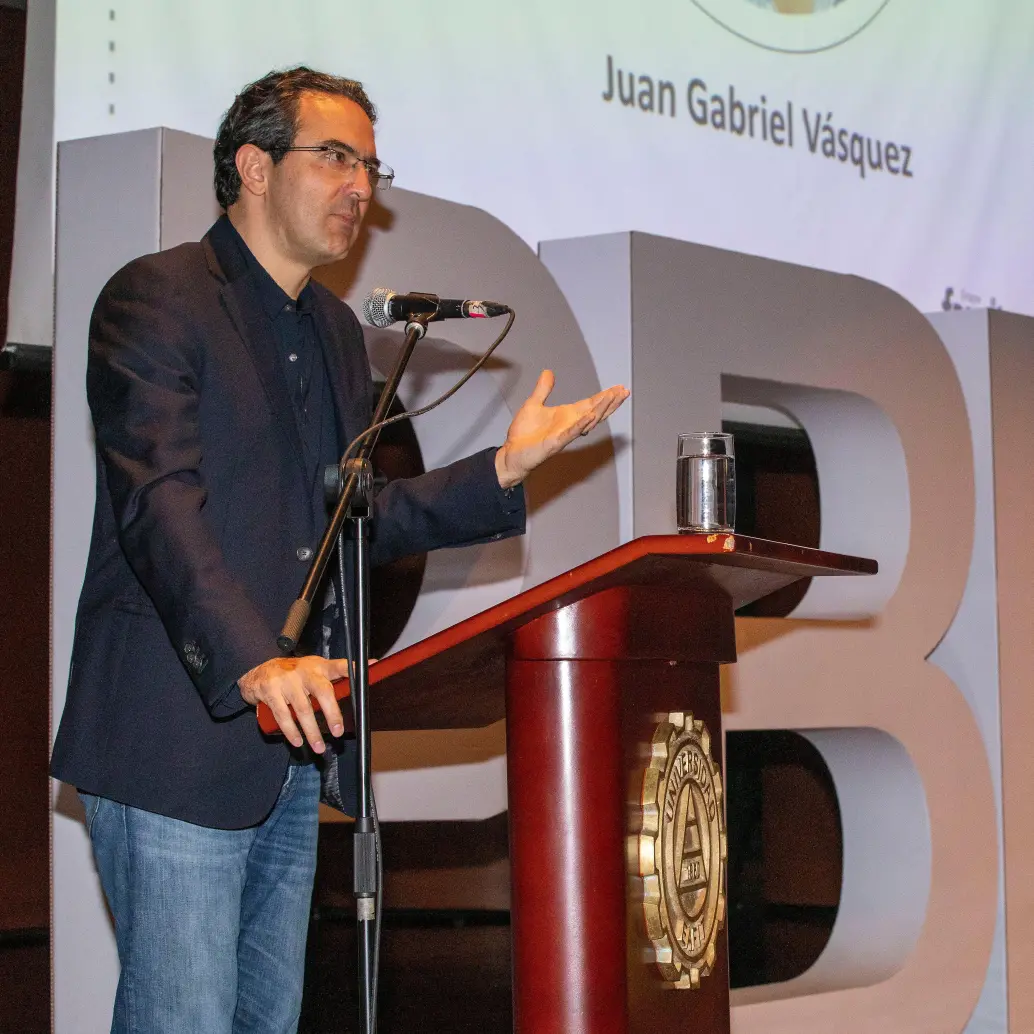 En una edición anterior de este premio, un libro de Juan Gabriel Vásquez se llevó el laurel. Foto EL COLOMBIANO