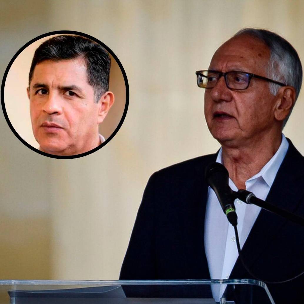 El ministro de Salud, Guillermo Jaramillo, ha insistido en que la unidad de pago por capitación (UPC) no es insuficiente para las EPS, sino que se “roban” la plata. En el círculo, el interventor Jorge Iván Ospina. FOTO COLPRENSA