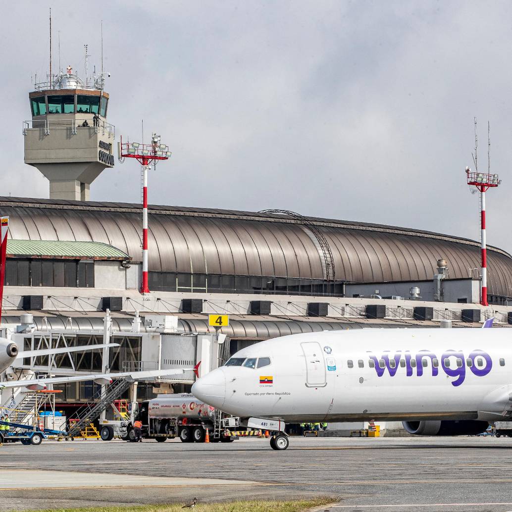 Wingo proyecta movilizar más de 703.000 pasajeros durante la temporada alta de mitad de año de 2026, impulsada por la apertura de cinco nuevas rutas nacionales e internacionales. FOTO Juan Antonio Sánchez