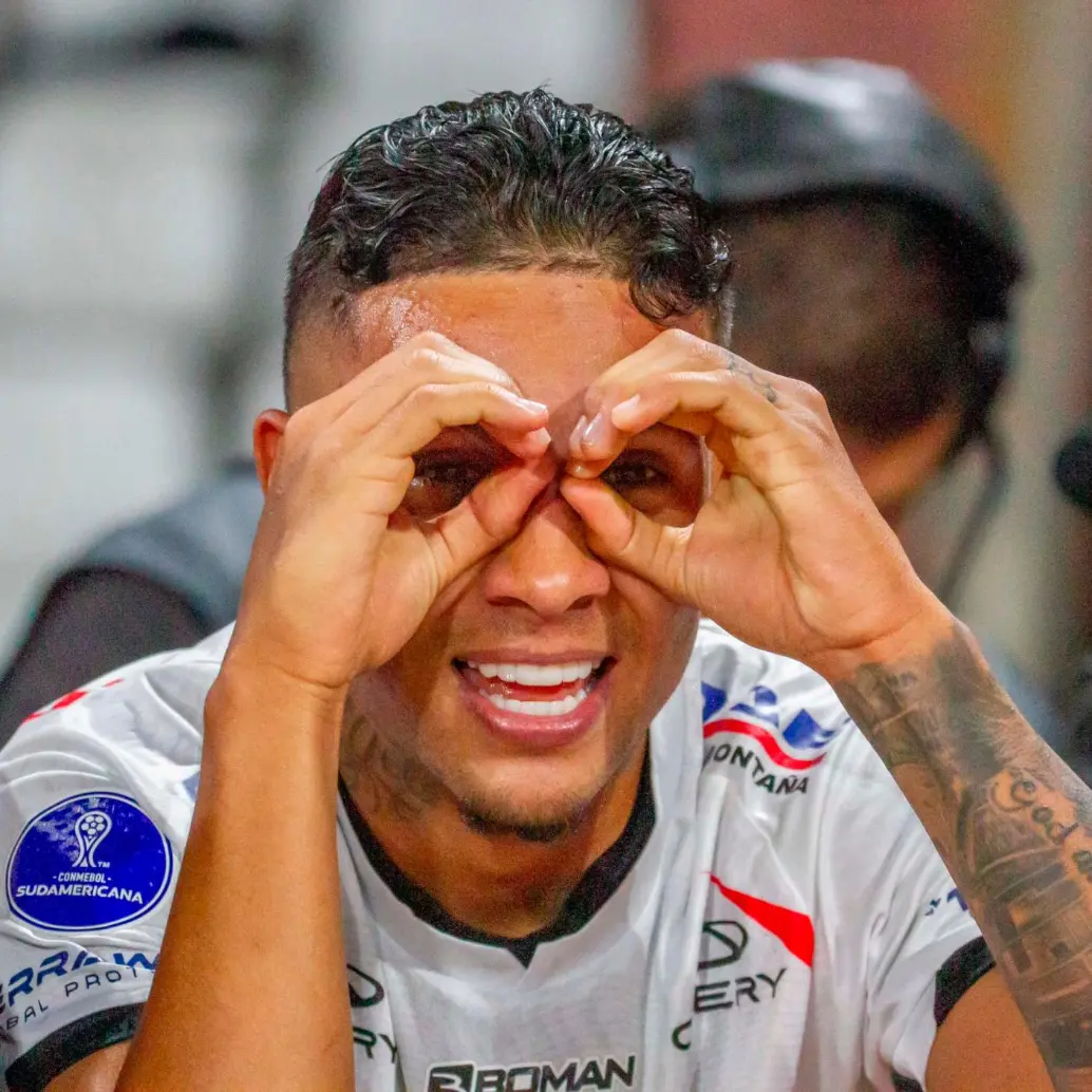 El futbolista Mateo Zuleta anotó uno de los goles con los que Once Caldas venció al equipo boliviano. FOTO: TOMADA DEL X DE @Sudamericana