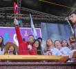 Durante una hora y nueve minutos, el presidente Gustavo Petro pronunció su discurso antes de radicar formalmente el texto de su consulta popular, acompañado por varios ministros.Foto: Presidencia