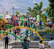 Así quedó el nuevo parque infantil en Manrique construido con materiales reciclables. FOTO EPM.