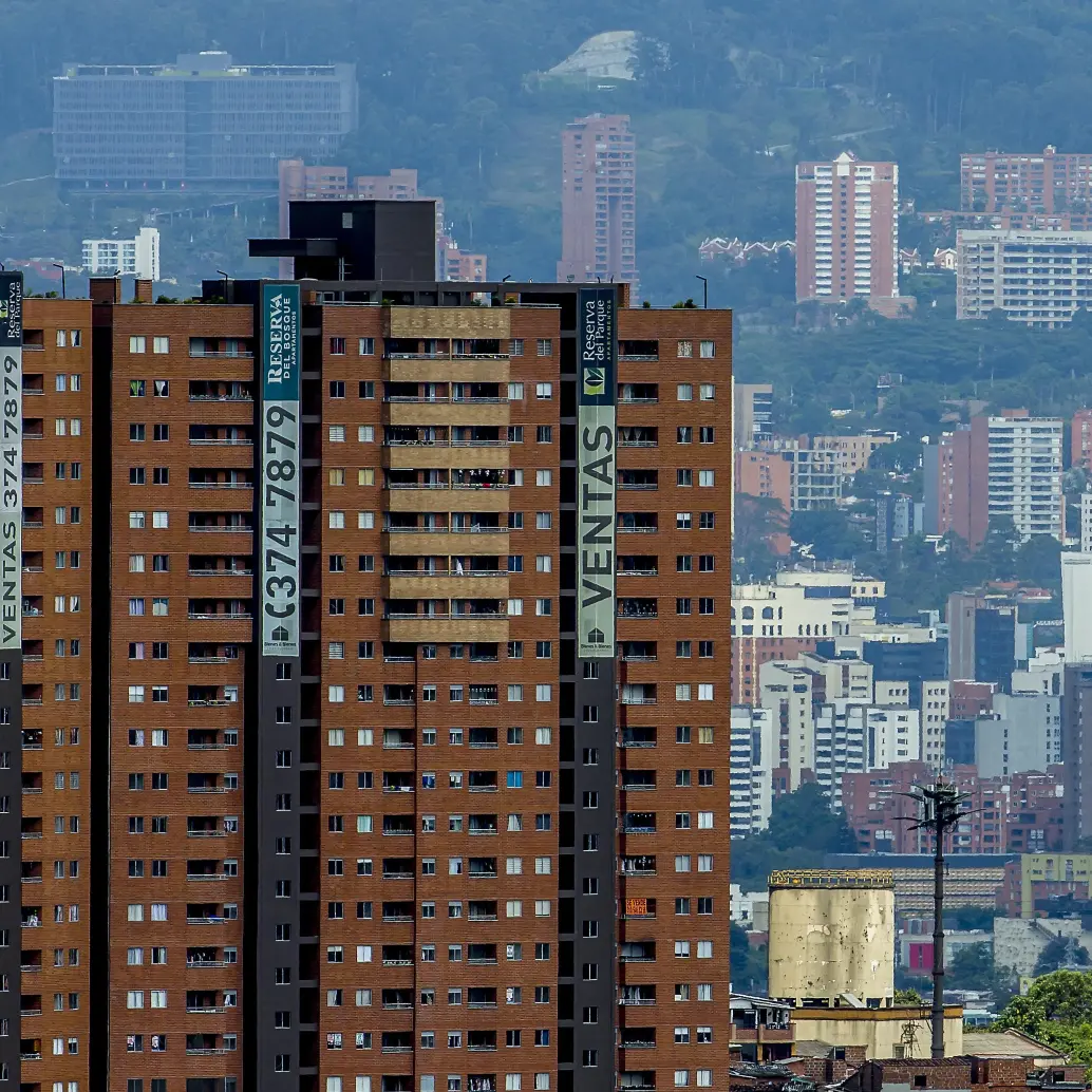 Entre 2004 y 2024, el valor de la vivienda nueva y usada se incrementó en 466%, mientras que los arriendos solo lo hicieron en 116%. Foto: Juan Antonio Sánchez