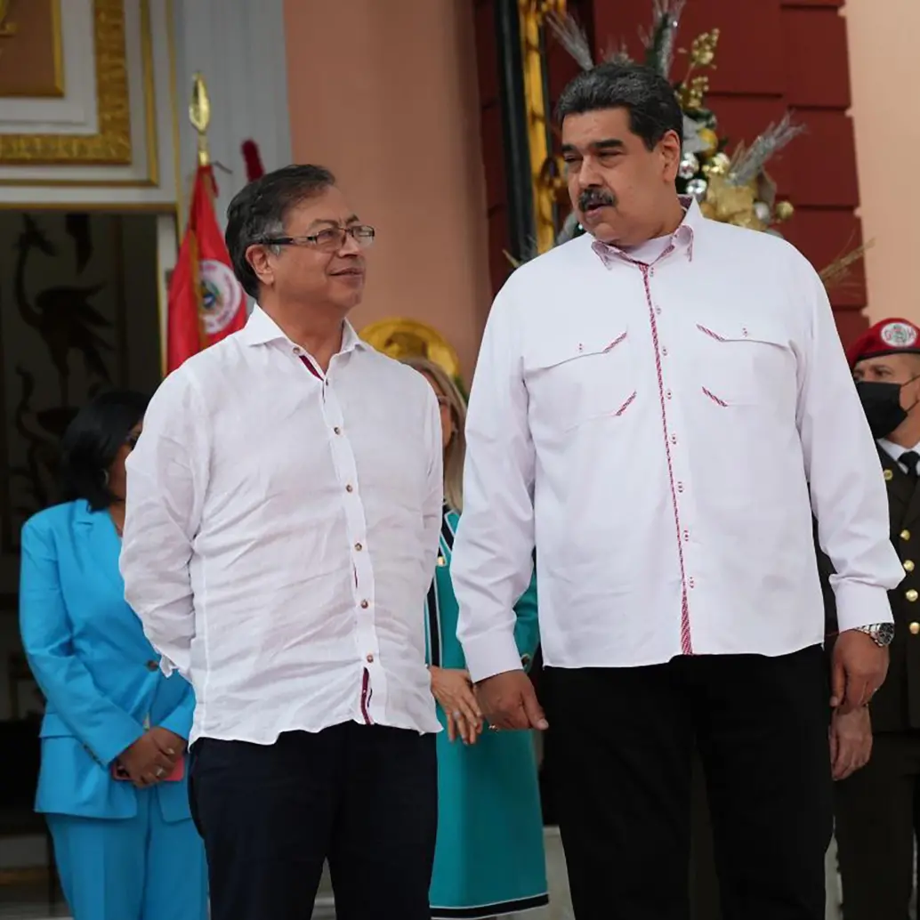 Los gobiernos de Gustavo Petro y Nicolás Maduro firmaron un memorando de entendimiento para una ‘zona binacional’ el pasado mes de julio. Foto: Presidencia