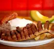 La bandeja paisa, símbolo de la cocina antioqueña, fue reconocida por su sabor y generosidad en el listado global de elGourmet. FOTO Julio César Herrera