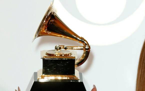 Imagen del premio a Beyoncé en la ceremonia de 2017. Este año es la más nominada, pues aspira a nueve estatuillas. FOTO EFE
