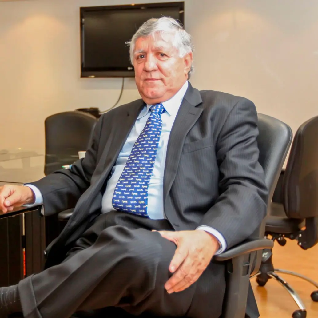 William Vélez tiene 82 años de edad y siempre ha gozado de una gran fortaleza física. FOTO CORTESÍA