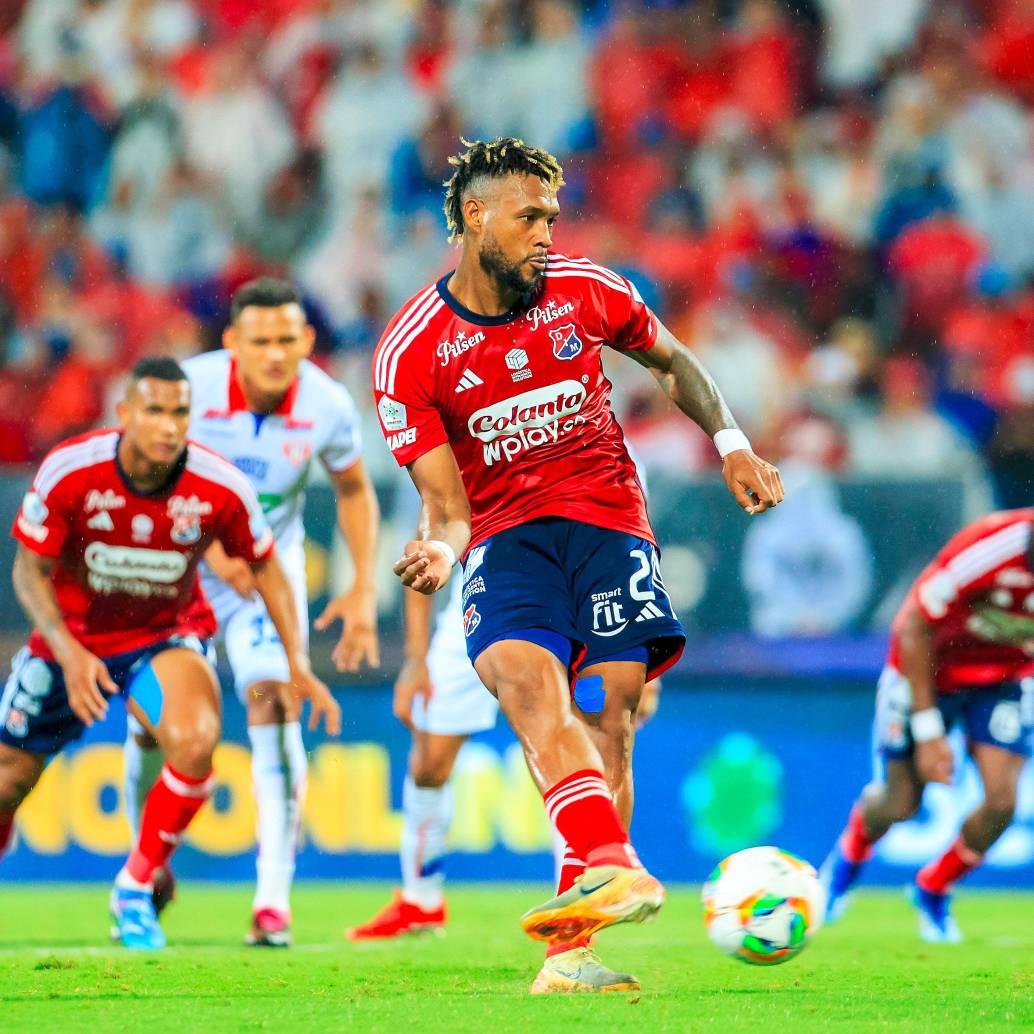 El chocoano Léyser Chaverra es uno de los capitanes del Medellín. El futbolista, que por lo general cumple la labor de central por derecha en la línea de tres, anotó contra Millonarios en el Apertura. <span class="mln_uppercase_mln">FOTO</span> <b><span class="mln_uppercase_mln">Camilo Súarez</span></b>