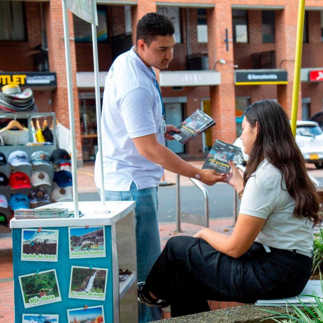 Los puntos de contacto quedan también en 18 instituciones de educación superior para ofrecer orientación a toda la comunidad. FOTO: ALCALDÍA