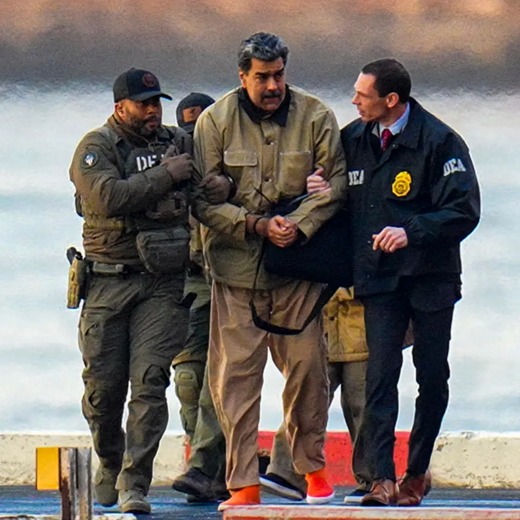 Este lunes por la mañana, Maduro fue trasladado junto a su esposa bajo fuerte custodia armada en helicóptero y vehículo blindado desde la cárcel hasta un tribunal en Nueva York. Foto: Getty
