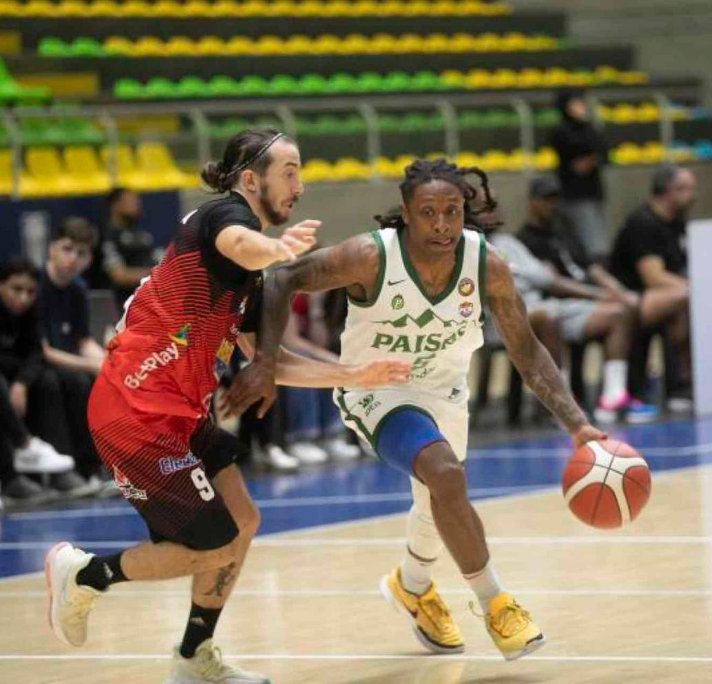 Paisas, que ajusta 14 triunfos en la Liga Profesional de baloncesto, termina la fase regular en la noche de este jueves en el Iván de Bedout y espera por su rival de semifinales. FOTO ESNEYDER GUTIÉRREZ 