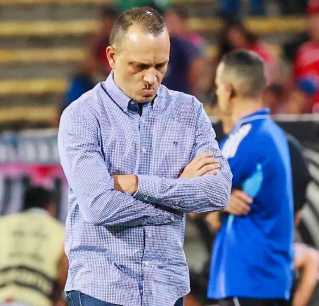 El técnico Alejandro Restrepo no ocultó su molestia por la derrota ante Nacional y reflexionó sobre lo que sigue para el DIM, el duelo ante Bucaramanga este miércoles. FOTO MANUEL SALDARRIAGA