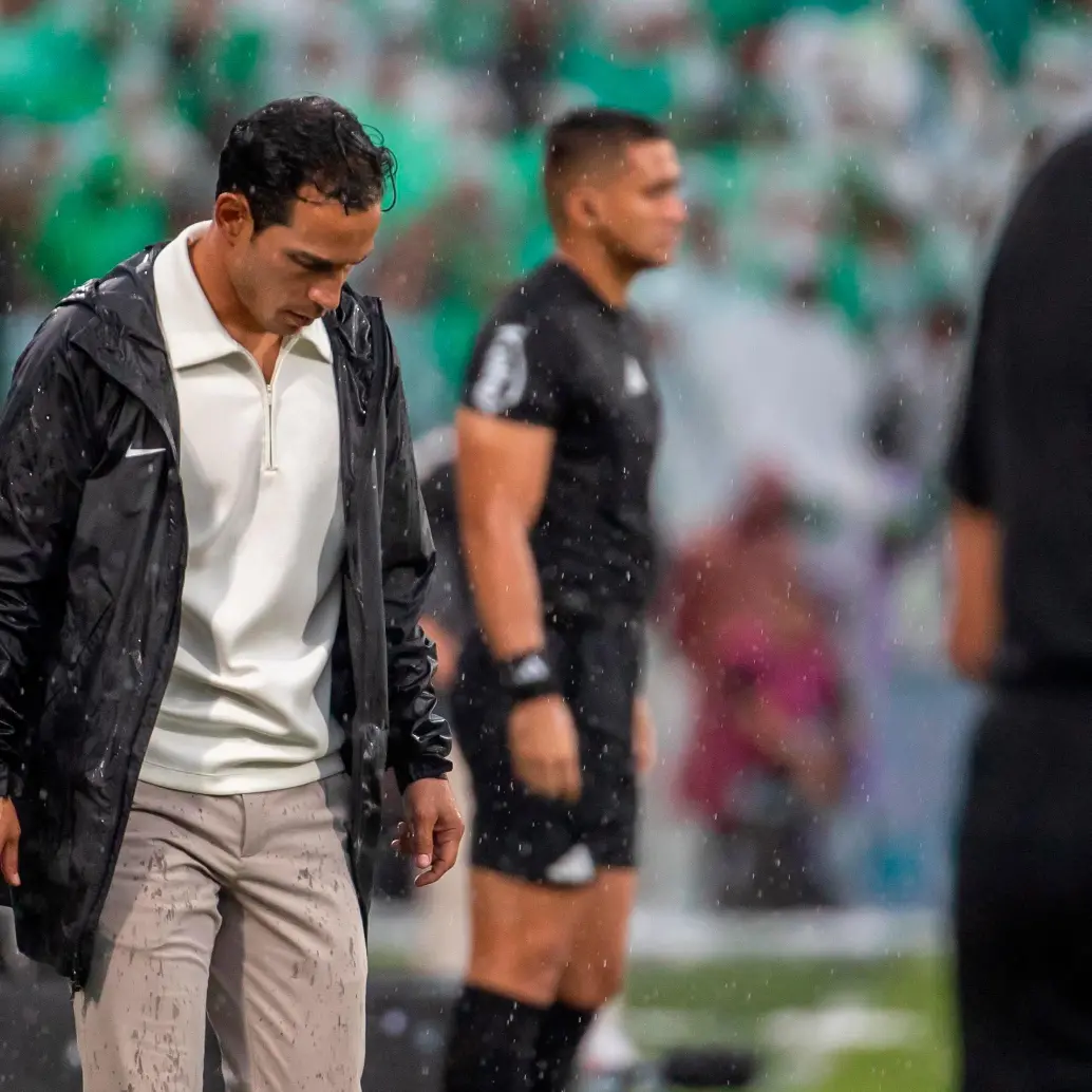 Todavía no se sabe qué será del futuro del técnico Diego Arias: si continuará en Nacional o analizará otras opciones que tiene para seguir dirigiendo. Por ahora, no hay una decisión al respecto. <span class="mln_uppercase_mln">FOTO</span> <b><span class="mln_uppercase_mln">Juan Antonio Sánchez</span></b>