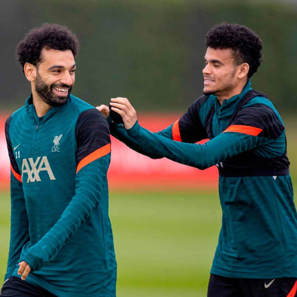 El egipcio Mohamed Salah publicó varias fotografías y un emotivo mensaje de despedida de Luis Díaz. FOTO TOMADA X @MoSalah