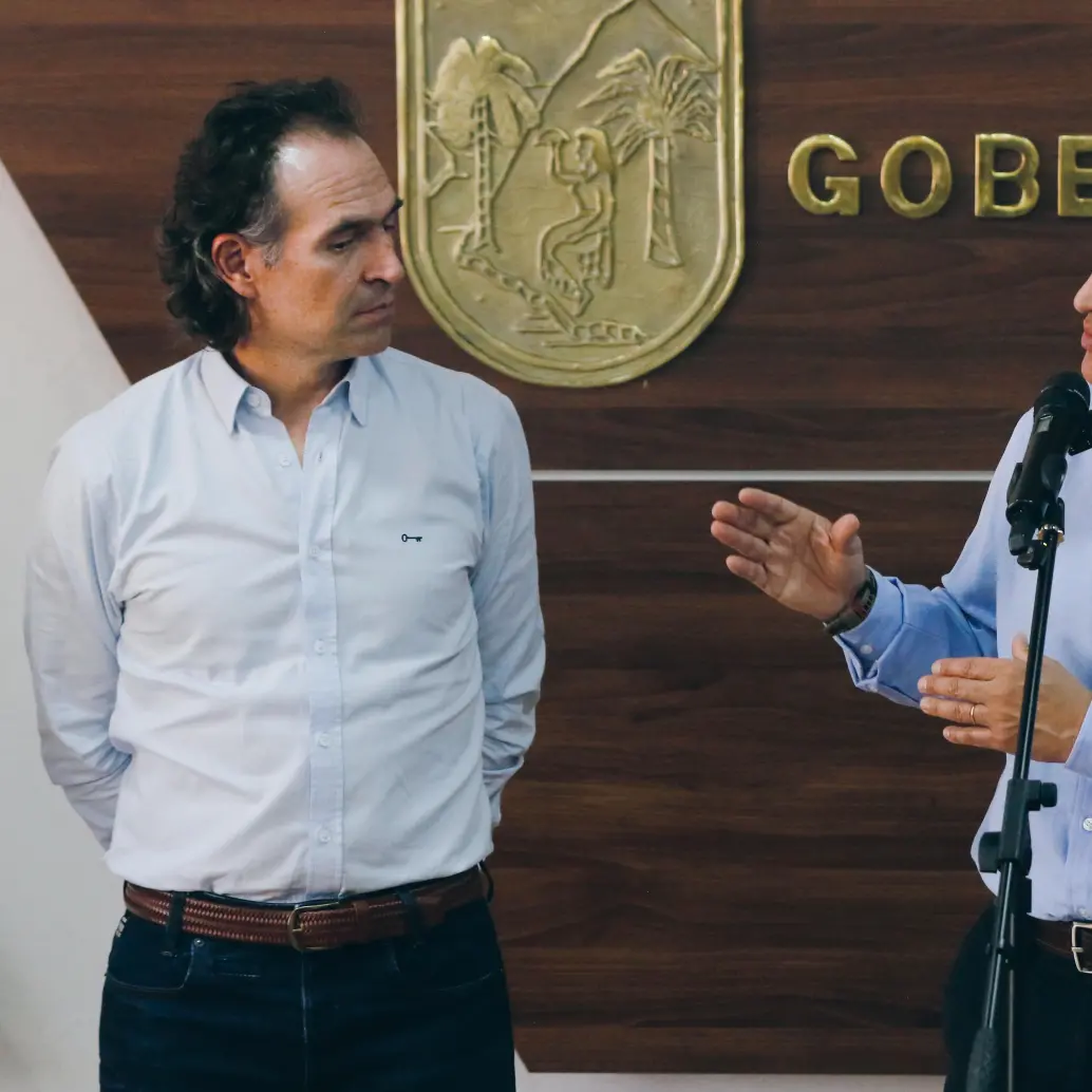 El alcalde de Medellín, Federico Gutiérrez, y el gobernador de Antioquia, Andrés Julián Rendón, hablaron de la situación en Hidroituango con los drones y el riesgo de su visita. FOTO CORTESÍA