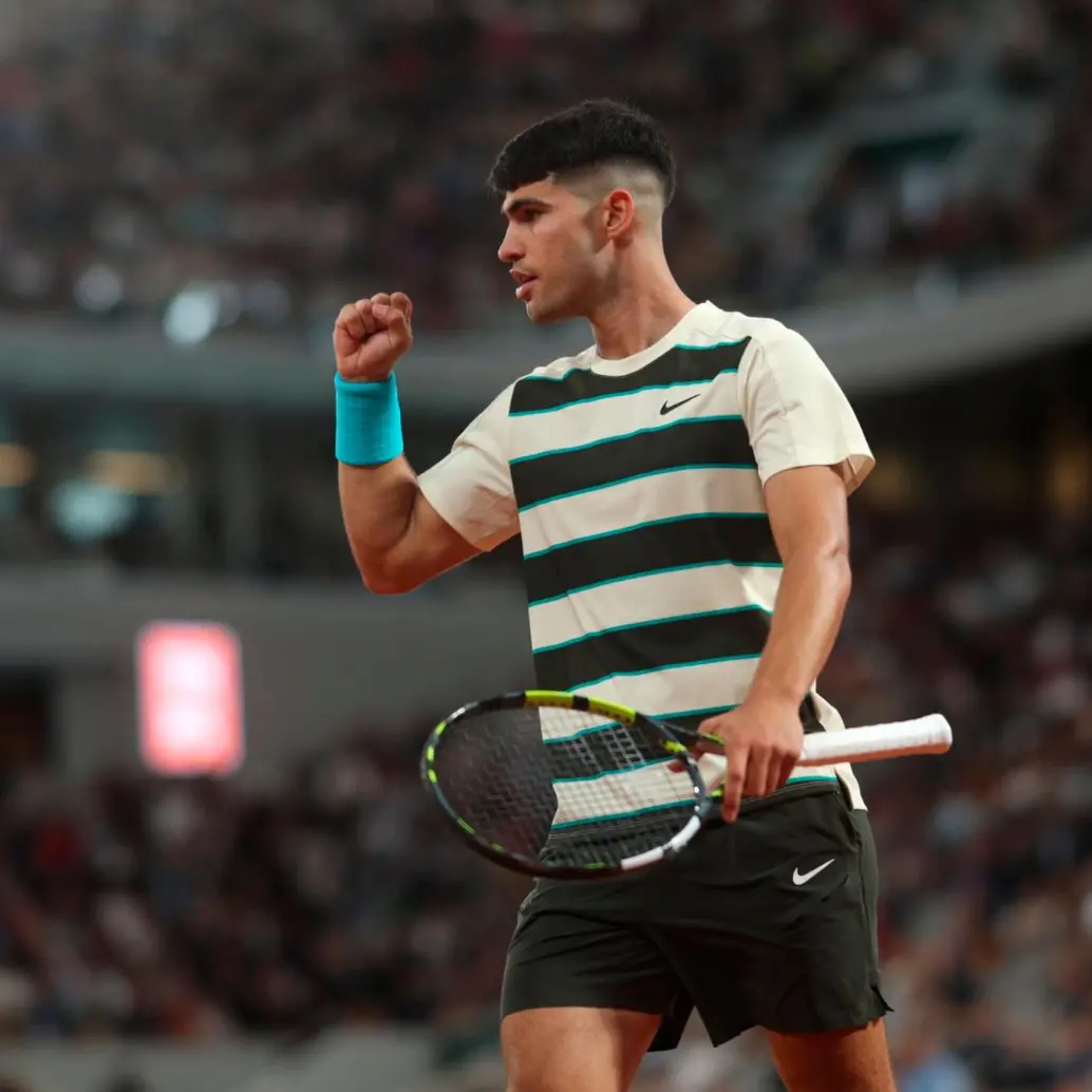El tenista español Carlos Alcaraz es el vigente campeón del Roland Garros. FOTO: TOMADA DEL X DE @carlosalcaraz