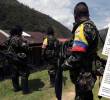 El mensaje de intimidación a los votantes está siendo repartido por las disidencias de las Farc en los pueblos del Norte de Antioquia. FOTOS: AFP Y CORTESÍA.